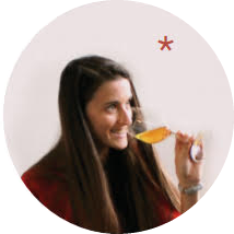 Photo de Yanna Delière fondatrice du journal du sommelier